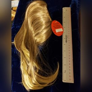 Tomato hair extension